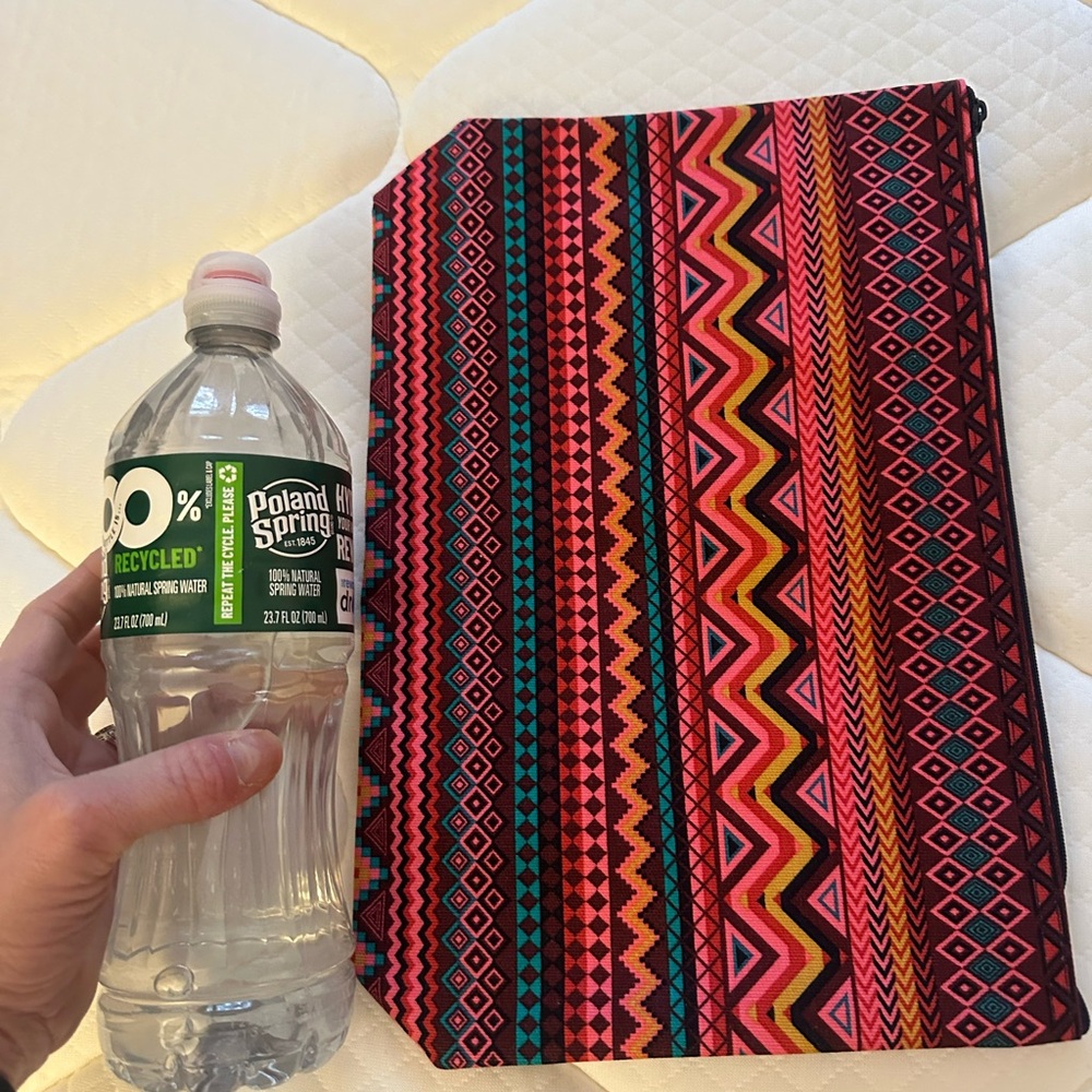 Thirty-One Large Zipper Pouch - Picture 2 of 2
